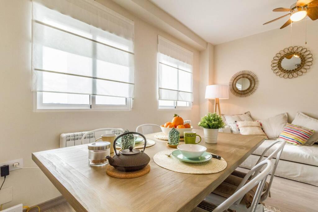 Cosy & Downtown Flat Valencia. Apartment ภายนอก รูปภาพ