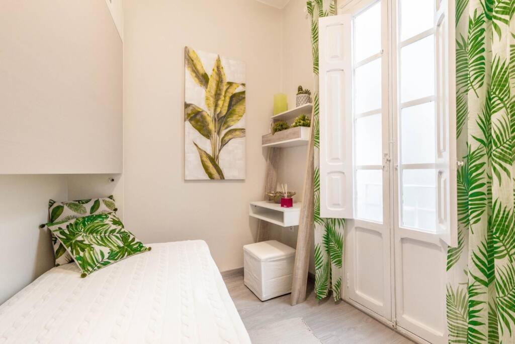 Cosy & Downtown Flat Valencia. Apartment ภายนอก รูปภาพ
